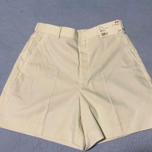 Uniqlo Smart Shorts *nwt